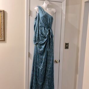 Cinq a’ Sept 5a’7 long dress size 6